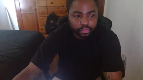 Snapshot of breadw1nnah chatting on 10-19-25, 07:58 Breadw1nnah online show from 10-19-25, 07:58