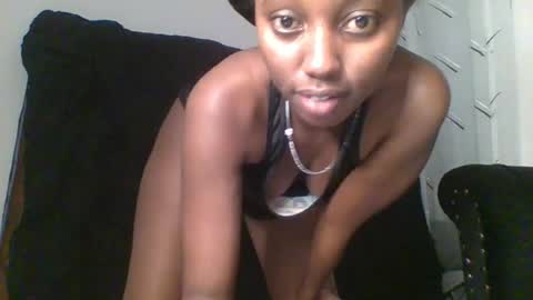 Snapshot of breezykan123 chatting on 06-13-26, 07:12 breelia online show from 06-13-26, 07:12
