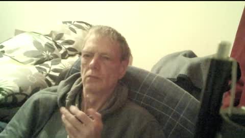 Snapshot of bremer64 chatting on 04-05-26, 07:11 bremer64 online show from 04-05-26, 07:11