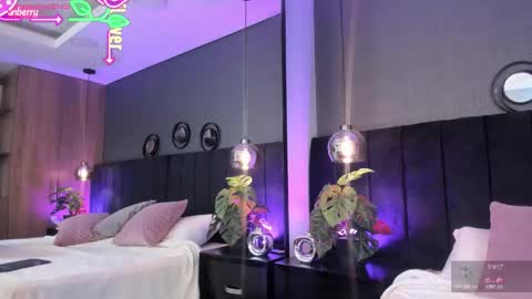 Snapshot of brenda__garcia chatting on 02-12-26, 03:56 online show from 02-12-26, 03:56