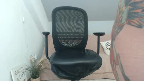 Snapshot of brenda_skye chatting on 03-09-26, 04:16 Brenda Skye online show from 03-09-26, 04:16