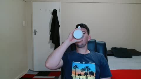 ask me lol online show from 11-20-25, 03:18