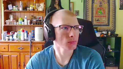 Snapshot of brenden02 chatting on 03-07-25, 04:11 Brenden online show from 03-07-25, 04:11