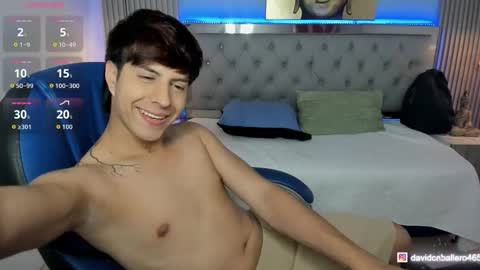 Esteban online show from 03-14-26, 04:18