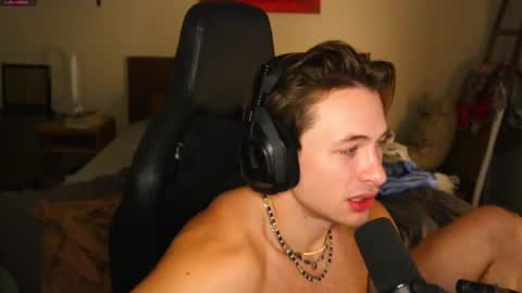 brentonverde online show from 12-26-24, 12:25