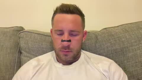 Snapshot of brettmycles chatting on 03-09-25, 04:05 Brett Mycles online show from 03-09-25, 04:05