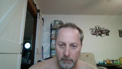 Snapshot of brettsky chatting on 10-23-25, 09:02 hey online show from 10-23-25, 09:02
