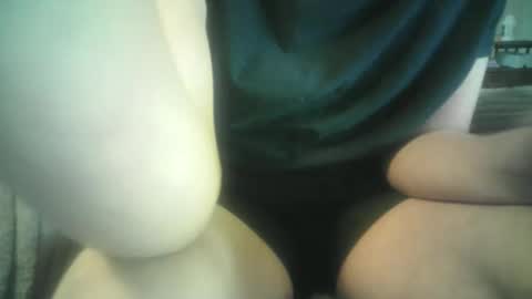 raining down on me online show from 10-25-25, 04:24