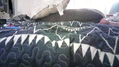 raining down on me online show from 04-28-26, 02:22