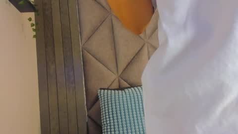 Snapshot of briaconner_ chatting on 06-12-26, 03:05 B R I A online show from 06-12-26, 03:05