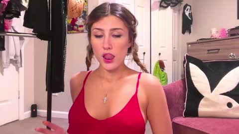 Brianna3 online show from 01-21-25, 06:22