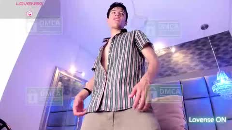 Snapshot of briam_hornet_ chatting on 09-29-25, 09:19 BRYAM online show from 09-29-25, 09:19