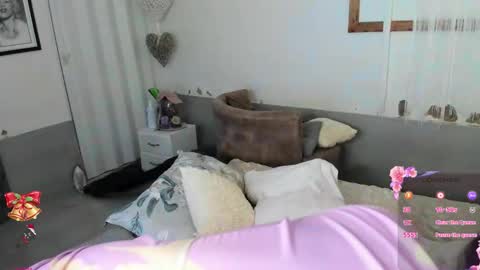 Snapshot of brianaharrizoon1 chatting on 11-19-25, 12:38 briana online show from 11-19-25, 12:38