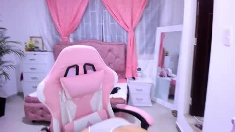 Brianda online show from 10-10-25, 10:25