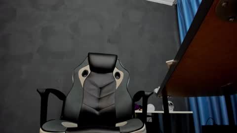 Brian online show from 03-11-25, 05:49