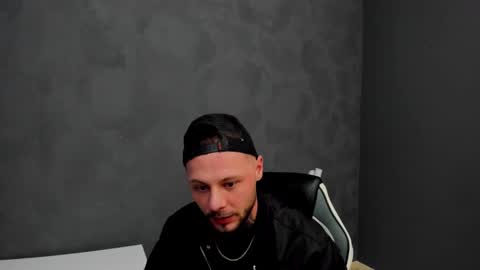 Brian online show from 03-12-25, 07:02