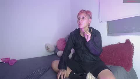 Snapshot of brianna_hard chatting on 09-09-25, 02:00 Brianna online show from 09-09-25, 02:00