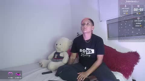 Snapshot of brianna_hard chatting on 09-13-25, 02:22 Brianna online show from 09-13-25, 02:22