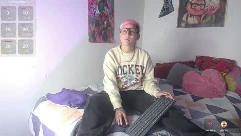 Snapshot of brianna_hard chatting on 11-02-25, 12:35 Brianna online show from 11-02-25, 12:35