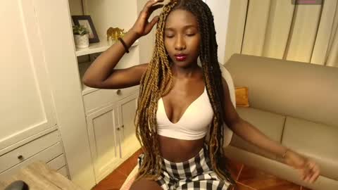 Snapshot of brianna_styles chatting on 09-16-25, 01:01 brianna_styles online show from 09-16-25, 01:01