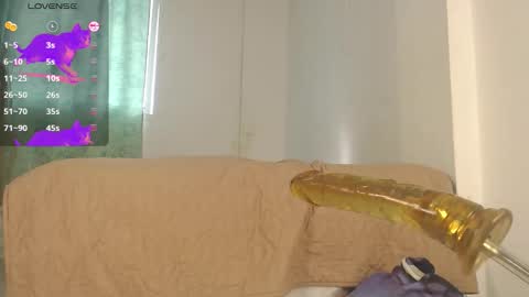 Snapshot of briannaanonym_ chatting on 11-15-25, 08:16 online show from 11-15-25, 08:16