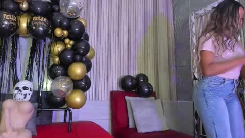 Snapshot of briannachelsea chatting on 10-20-25, 12:05 Brianna Chelsea online show from 10-20-25, 12:05