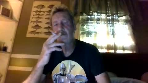 Mike online show from 06-07-26, 01:04