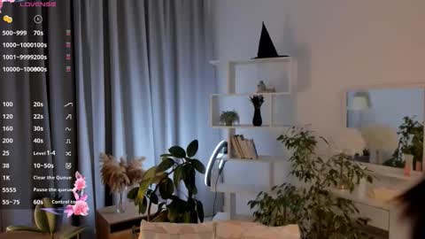 Hanna online show from 09-30-25, 03:06