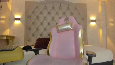 BRIER ANGELS online show from 03-08-25, 08:11