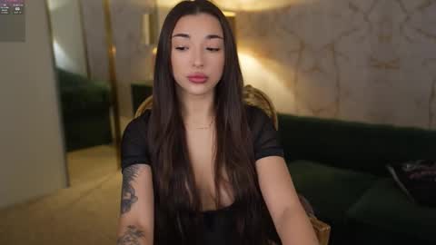 Diamonds Girls online show from 11-12-25, 08:48