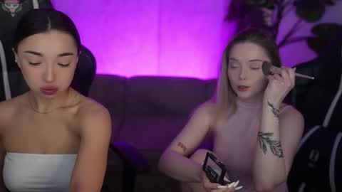 Diamonds Girls online show from 02-18-26, 08:43