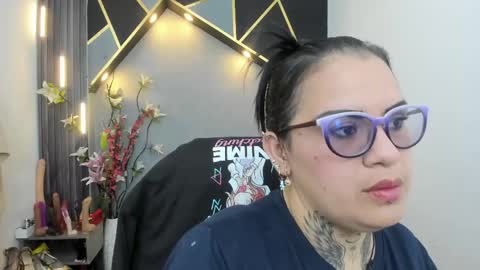 BRIGITTE online show from 05-06-26, 01:57