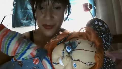 Snapshot of brina_moon chatting on 10-29-25, 04:48 Brina Moon online show from 10-29-25, 04:48