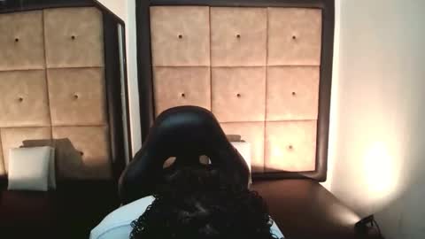 BrindyMichell online show from 10-17-25, 07:16