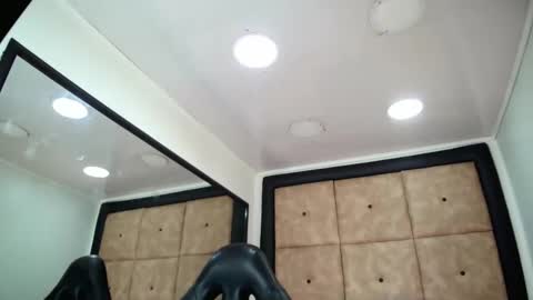BrindyMichell online show from 10-20-25, 06:52