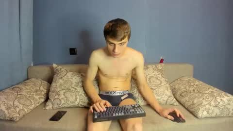 bristlebback online show from 11-20-25, 05:12