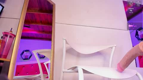 Snapshot of britannyclaire chatting on 11-10-25, 12:31 BritannyClaire online show from 11-10-25, 12:31