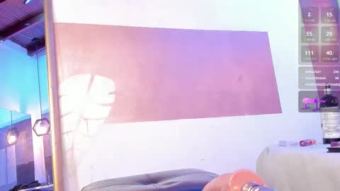 Snapshot of britannyclaire chatting on 11-29-25, 01:14 BritannyClaire online show from 11-29-25, 01:14