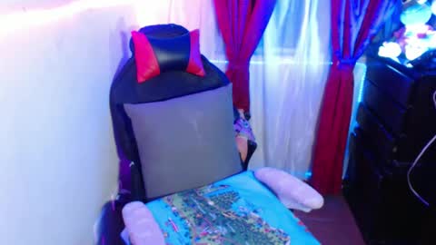 Snapshot of britannysexxy chatting on 12-18-24, 12:21 scarleth follow mee 3 kis online show from 12-18-24, 12:21