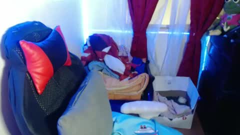 Snapshot of britannysexxy chatting on 01-23-25, 05:56 scarleth follow mee 3 kis online show from 01-23-25, 05:56