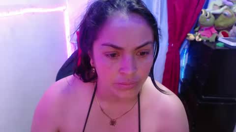 Snapshot of britannysexxy chatting on 02-08-25, 01:32 scarleth follow mee 3 kis online show from 02-08-25, 01:32