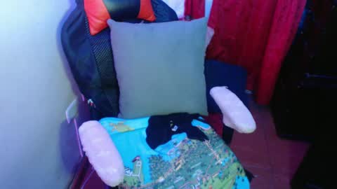 Snapshot of britannysexxy chatting on 02-11-25, 08:05 scarleth follow mee 3 kis online show from 02-11-25, 08:05