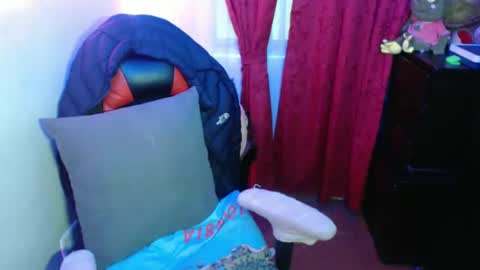 Snapshot of britannysexxy chatting on 02-14-25, 10:49 scarleth follow mee 3 kis online show from 02-14-25, 10:49