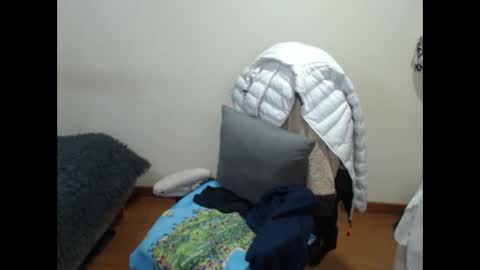 Snapshot of britannysexxy chatting on 09-28-25, 12:49 scarleth follow mee 3 kis online show from 09-28-25, 12:49