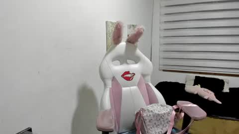 Snapshot of brith_ness chatting on 07-22-26, 03:20 Brith ness online show from 07-22-26, 03:20