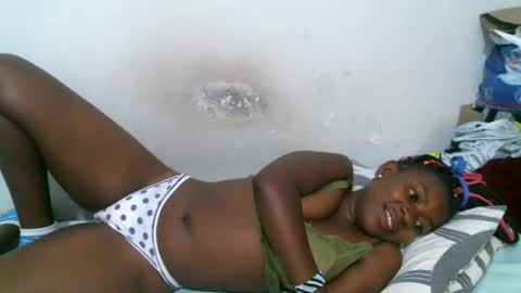 Snapshot of britieh chatting on 10-23-25, 04:06 leccie online show from 10-23-25, 04:06