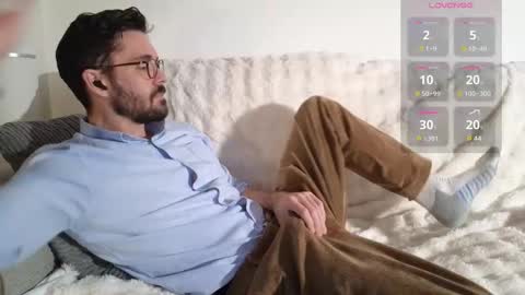 Snapshot of britishpoet chatting on 01-18-26, 06:23 Callum online show from 01-18-26, 06:23