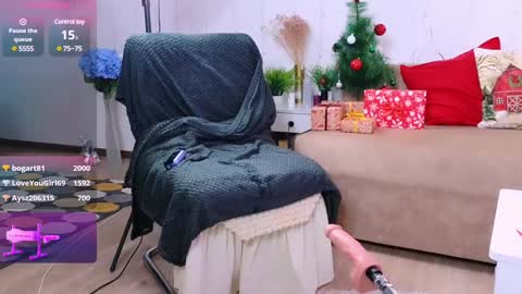 Britney online show from 12-28-24, 03:26