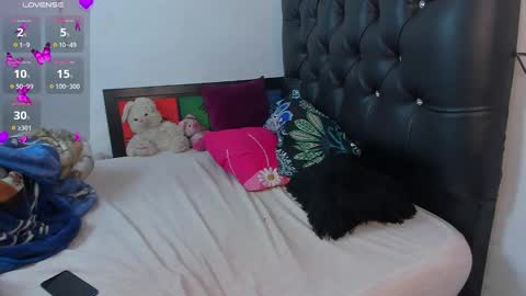 Snapshot of britney_rose13 chatting on 01-16-26, 01:42 britney rose online show from 01-16-26, 01:42