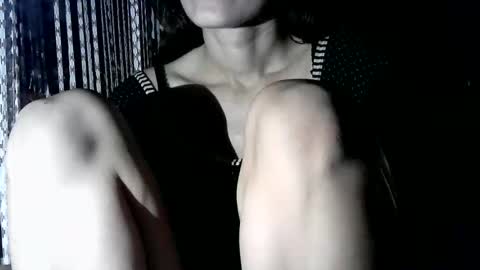 Snapshot of britneyamy chatting on 12-14-25, 10:36 Britney online show from 12-14-25, 10:36